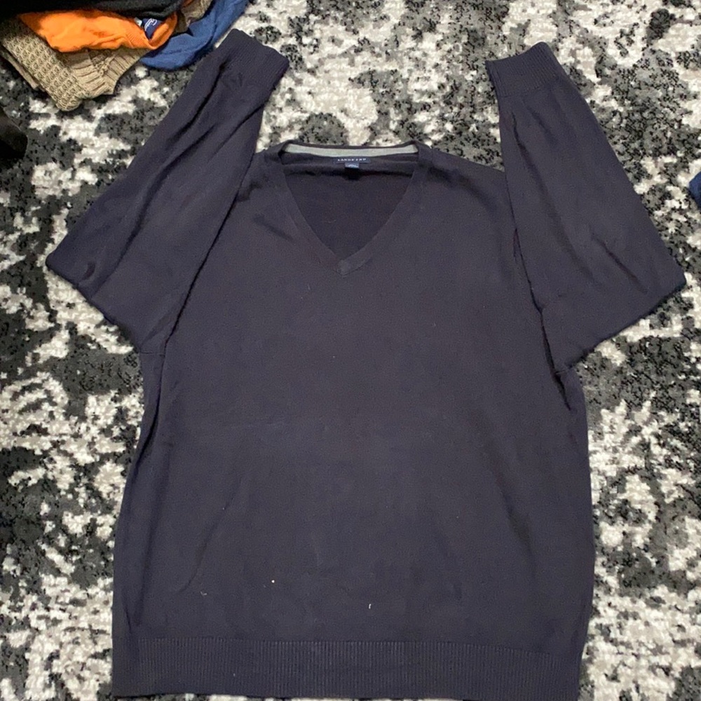 Lands End Men’s Navy V-neck Sweater